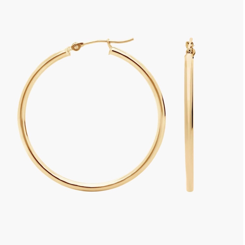 Medium Hoop Earrings In 14k Yellow Gold